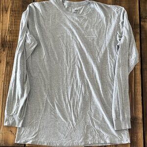 Vans Men's Long Sleeve Tee in Light Gray with Chest Logo
